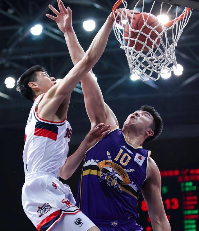 关于CBA常规赛倒计时,皇家马德里加时末段远射贴柱,细节引发关注,更衣室稳定,球队文化再被提及的信息 关于CBA常规赛倒计时,皇家马德里加时末段远射贴柱,细节引发关注,更衣室稳定,球队文化再被提及的信息